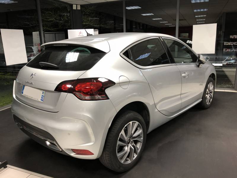 DS4 gris aluminium