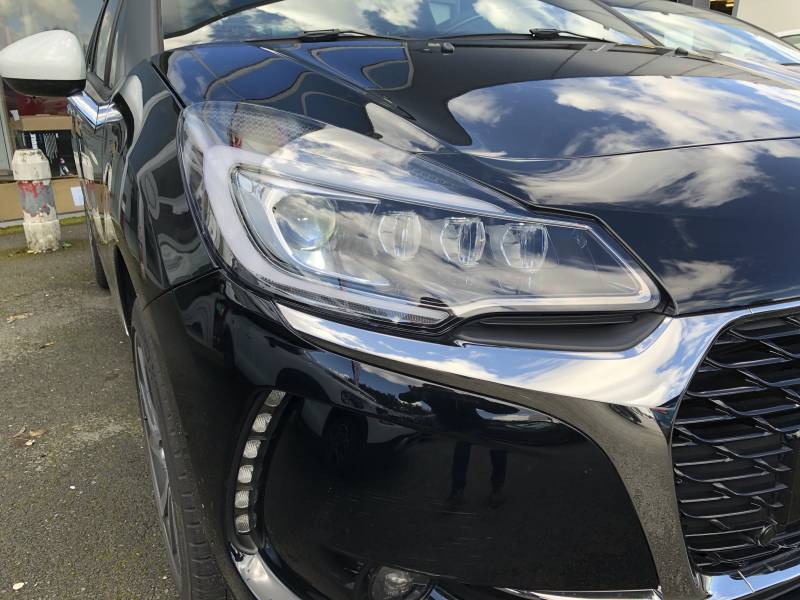 Projecteur DS Led Vision sur DS3 noire à La Brède