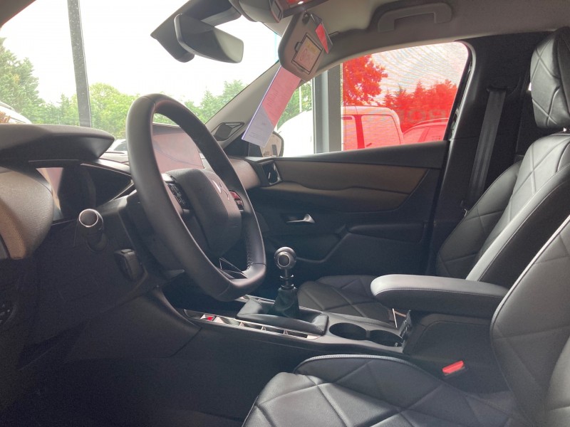 a découvrir à la vente Ds3 occasion  crossback puretech 100cv so chic